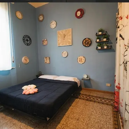 Bonanno Street Tower Clock Rum i privatbostad *