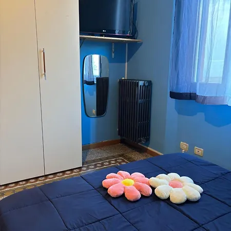 Rum i privatbostad Bonanno Street Tower Clock