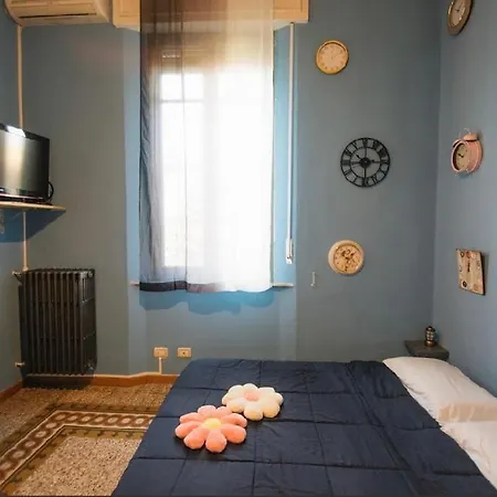 Homestay Bonanno Street Tower Clock *